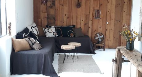 Vue, piscine et sérénité, maison avec 3 chambres, proche de Sarlat et de ses commerces pour résidence principale ou investissement locatif.