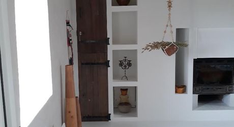 Vue, piscine et sérénité, maison avec 3 chambres, proche de Sarlat et de ses commerces pour résidence principale ou investissement locatif.