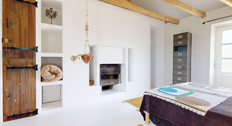 Vue, piscine et sérénité, maison avec 3 chambres, proche de Sarlat et de ses commerces pour résidence principale ou investissement locatif.