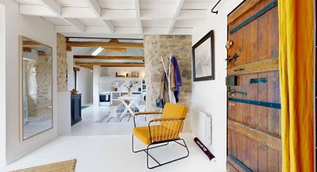 Vue, piscine et sérénité, maison avec 3 chambres, proche de Sarlat et de ses commerces pour résidence principale ou investissement locatif.