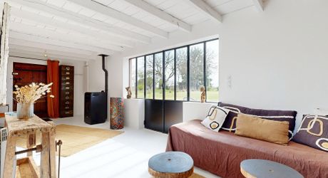 Vue, piscine et sérénité, maison avec 3 chambres, proche de Sarlat et de ses commerces pour résidence principale ou investissement locatif.