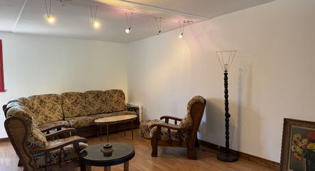 Investissement ou maison familiale dans un village du Périgord Noir avec toutes les commodités et proche de la Dordogne.