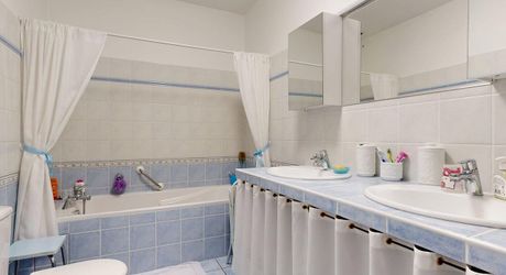 Maison à vendre à proximité de Saint-Cyprien (24)