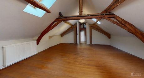 Il était une fois…un domaine secret en Périgord Noir Avec une maison principale, 2 chambres d’hôtes et 2 gîtes, proche des commodités.