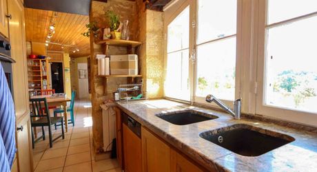 Au cœur de Beynac et Cazenac, l'un des plus beaux villages de France, vallée de la Dordogne - Périgord Noir