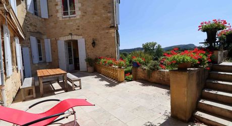 Au cœur de Beynac et Cazenac, l'un des plus beaux villages de France, vallée de la Dordogne - Périgord Noir