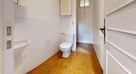 Maison de charme en pierre avec piscine, vue et calme !