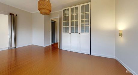 Maison de charme en pierre avec piscine, vue et calme !