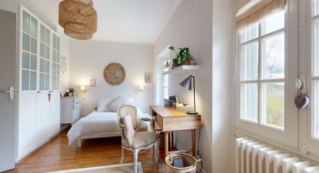 Maison de charme en pierre avec piscine, vue et calme !