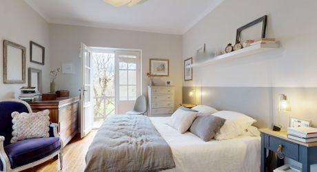 Maison de charme en pierre avec piscine, vue et calme !