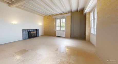Maison de charme en pierre avec piscine, vue et calme !