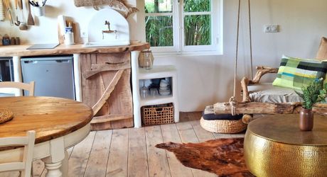 Cocon romantique avec jacuzzi au bord de la Dordogne