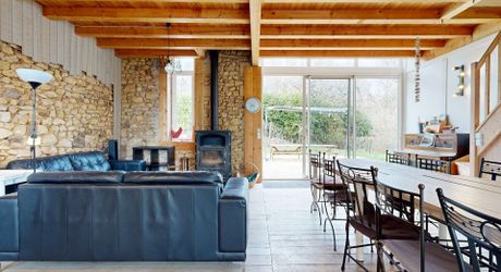 Propriété  avec deux gites,  une maison principale et deux piscines