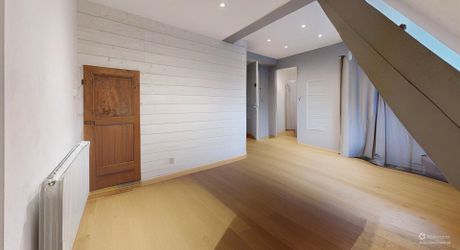 Propriété  avec deux gites,  une maison principale et deux piscines