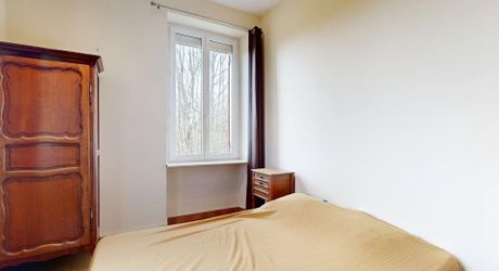 Propriété  avec deux gites,  une maison principale et deux piscines