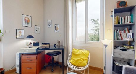 Propriété  avec deux gites,  une maison principale et deux piscines