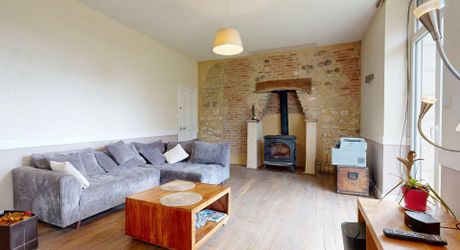 Propriété  avec deux gites,  une maison principale et deux piscines