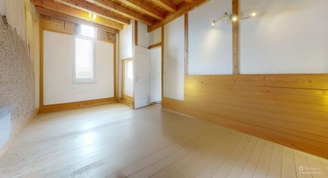 Propriété  avec deux gites,  une maison principale et deux piscines