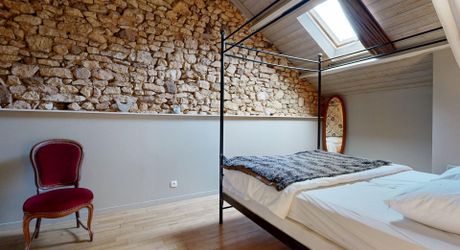 Propriété  avec deux gites,  une maison principale et deux piscines