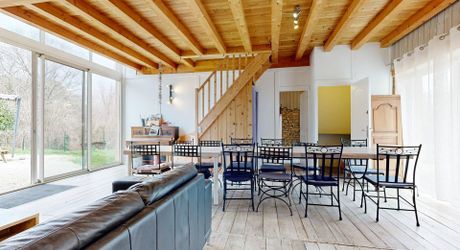 Propriété  avec deux gites,  une maison principale et deux piscines