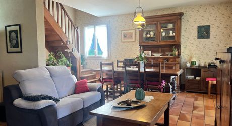 Maison de caractère : le calme de la campagne à 5 minutes des commodités