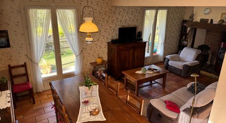 Maison de caractère : le calme de la campagne à 5 minutes des commodités