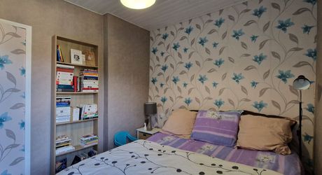 Maison en pierres avec 1 ha 60 en jardin, prairie et bois à 6 km des commerces