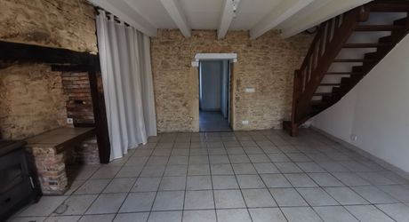 Ensemble de deux maisons de village