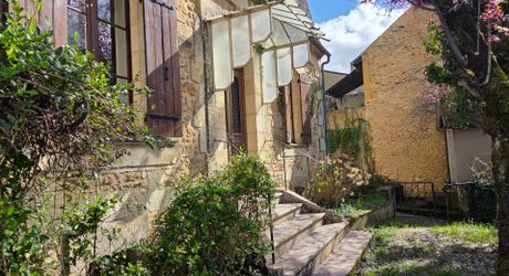 Property comprising two houses with great potential!