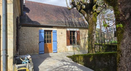 Property comprising two houses with great potential!