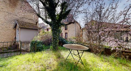 Ensemble immobilier de deux maisons avec fort potentiel !