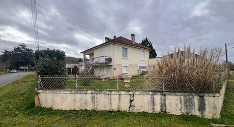 Maison contemporaine de 4 chambres, investissement locatif, proche des commerces