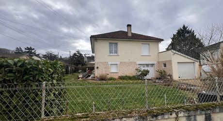 Maison contemporaine de 4 chambres, investissement locatif, proche des commerces
