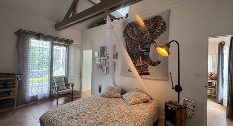Charmant pied-à-terre contemporain – 64 m² dans un parc d’exception