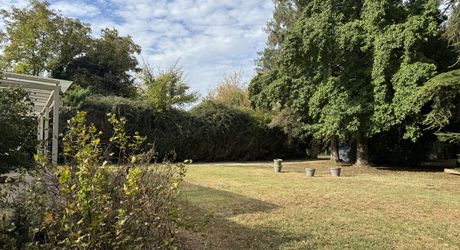Charmant pied-à-terre contemporain – 64 m² dans un parc d’exception
