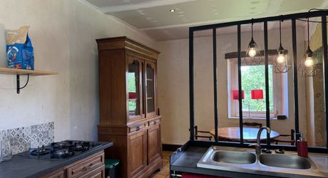 Maison ancienne avec piscine, grange et borie !