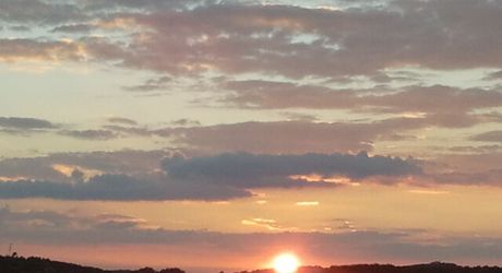 Maison de campagne avec grand terrain modulable, proche des commerces et au calme