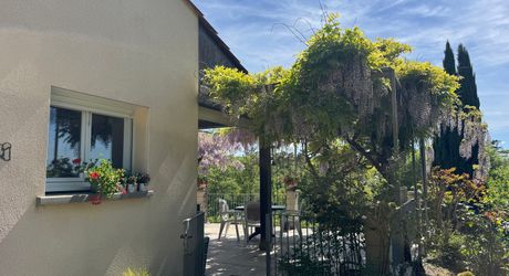 Maison de campagne avec grand terrain modulable, proche des commerces et au calme