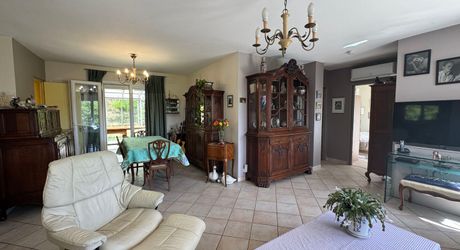 Maison de campagne avec grand terrain modulable, proche des commerces et au calme