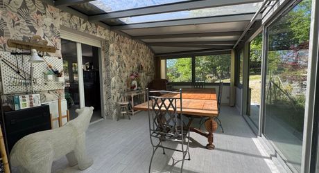 Maison de campagne avec grand terrain modulable, proche des commerces et au calme