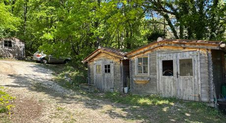 Maison de campagne avec grand terrain modulable, proche des commerces et au calme