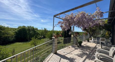 Maison de campagne avec grand terrain modulable, proche des commerces et au calme