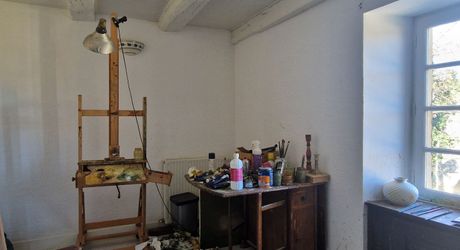 Authentique Maison Perigordine flanquée d'une tour avec jardin de 1500m2