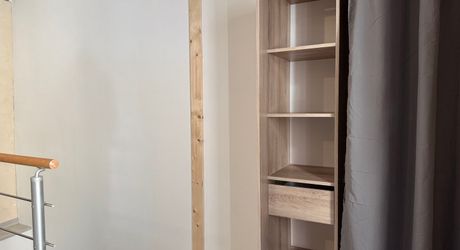 Bel Immeuble comprenant  5 logements et un garage au coeur du village