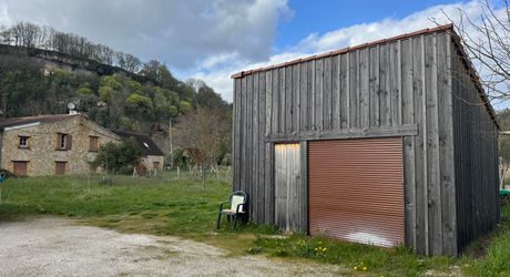 Ensemble ancien de deux maisons + garage indépendant