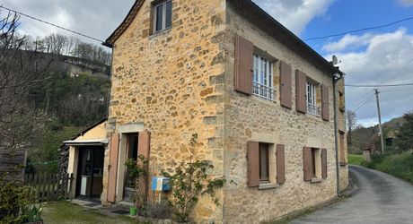 Ensemble ancien de deux maisons + garage indépendant