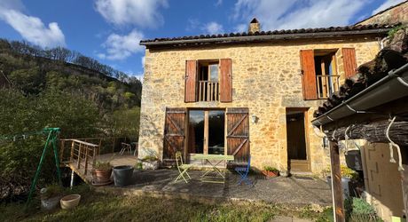 Ensemble ancien de deux maisons + garage indépendant