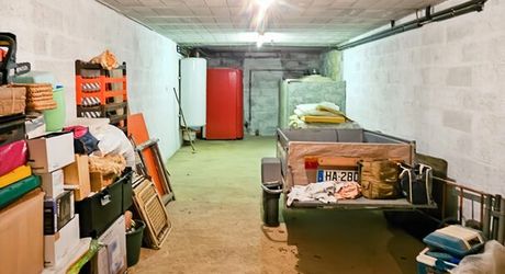 Maison 8 pièces spacieuse à Sainte-Foy-de-Longas