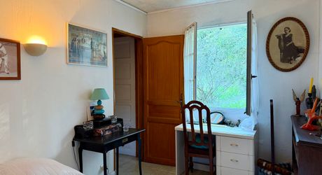 Maison en pierres avec source, ruisseau et piscine – Proche Sarlat-la-Canéda