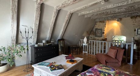 Charmante maison en pierre au cœur du village